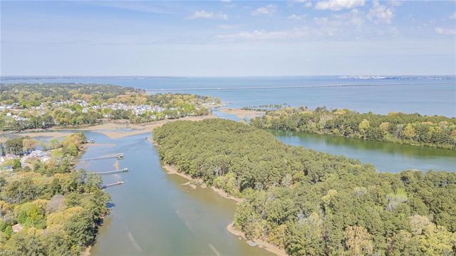 5987 Eagle PT, Portsmouth, VA 23703