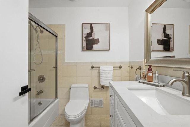 104 N Lycett Street, Daly City, CA 94015
