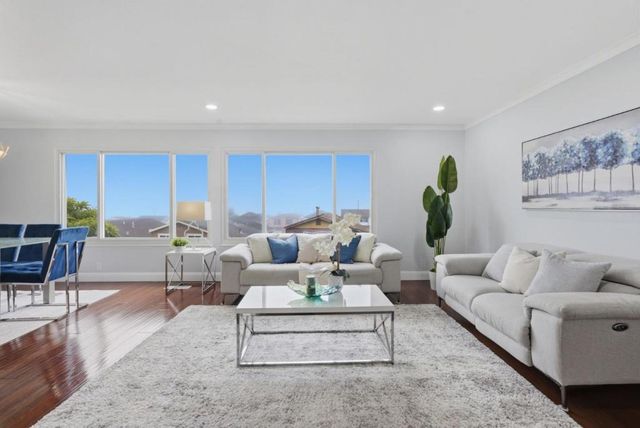 104 N Lycett Street, Daly City, CA 94015