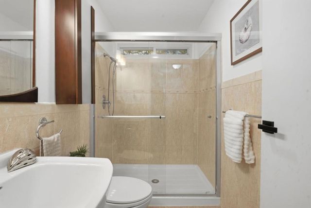 104 N Lycett Street, Daly City, CA 94015