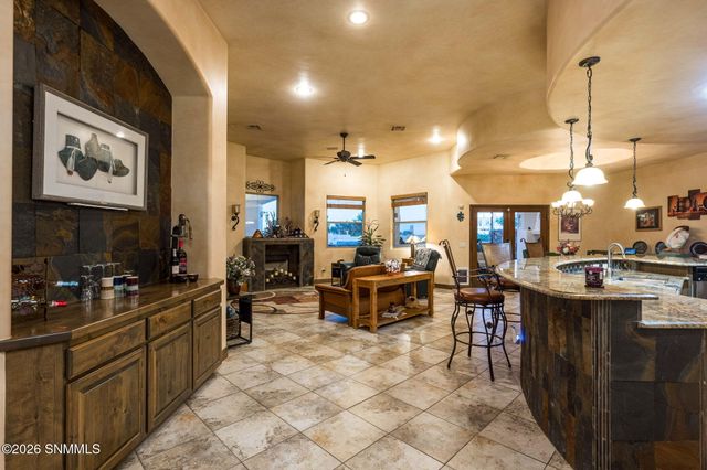 8243 Degas Drive, Las Cruces, NM 88007