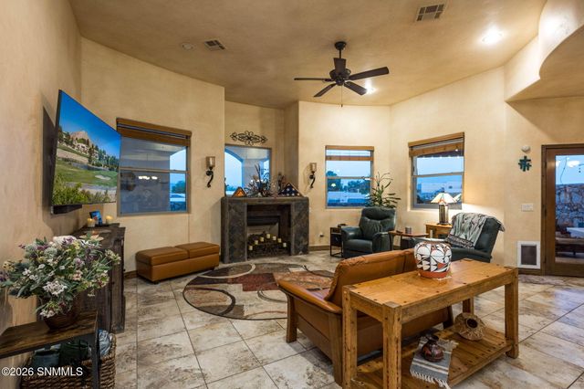 8243 Degas Drive, Las Cruces, NM 88007
