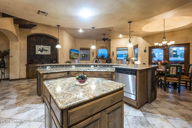8243 Degas Drive, Las Cruces, NM 88007