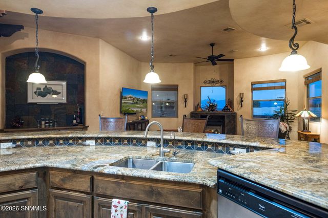 8243 Degas Drive, Las Cruces, NM 88007