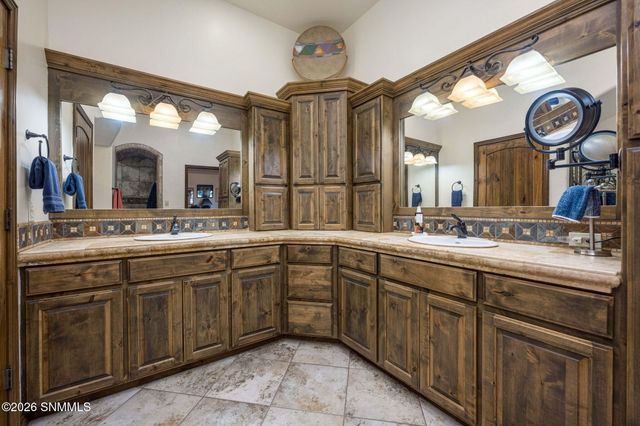8243 Degas Drive, Las Cruces, NM 88007