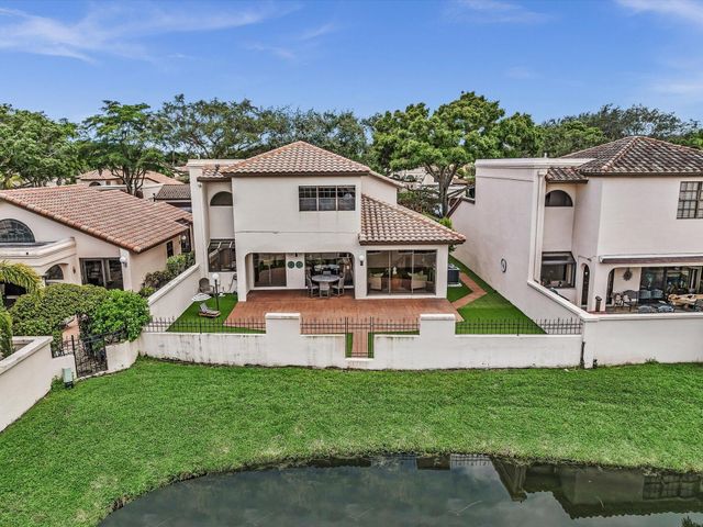 2875 Deer Creek Via Venezia, Deerfield Beach, FL 33442