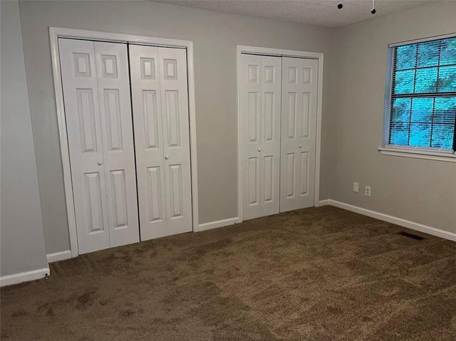3743 Oakwood Hills Drive, Oakwood, GA 30566