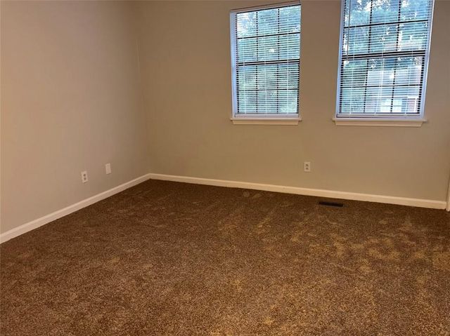 3743 Oakwood Hills Drive, Oakwood, GA 30566