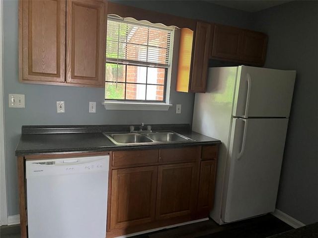 3743 Oakwood Hills Drive, Oakwood, GA 30566