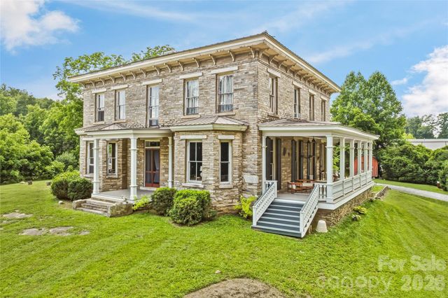 31 Meadows Blake House Lane, Fletcher, NC 28732