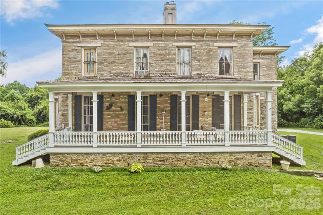 31 Meadows Blake House Lane, Fletcher, NC 28732