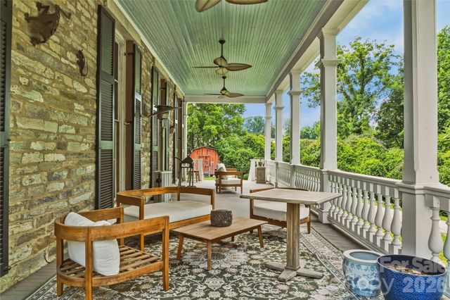 31 Meadows Blake House Lane, Fletcher, NC 28732