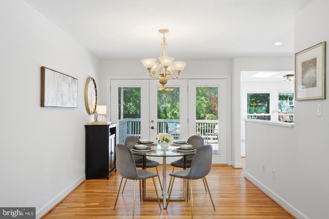 8410 BOUND BROOK LN, Alexandria, VA 22309