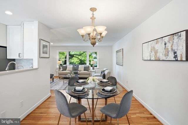 8410 BOUND BROOK LN, Alexandria, VA 22309