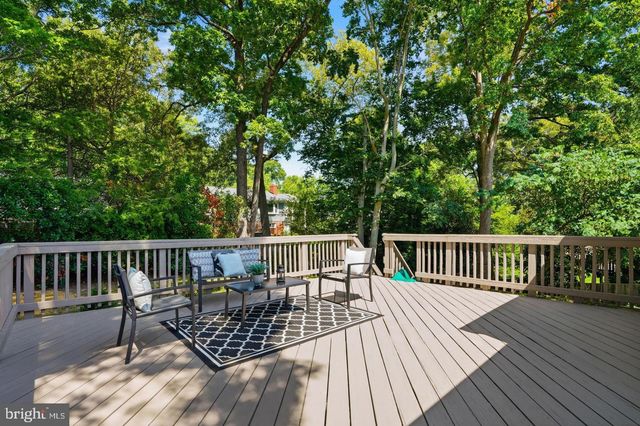 8410 BOUND BROOK LN, Alexandria, VA 22309