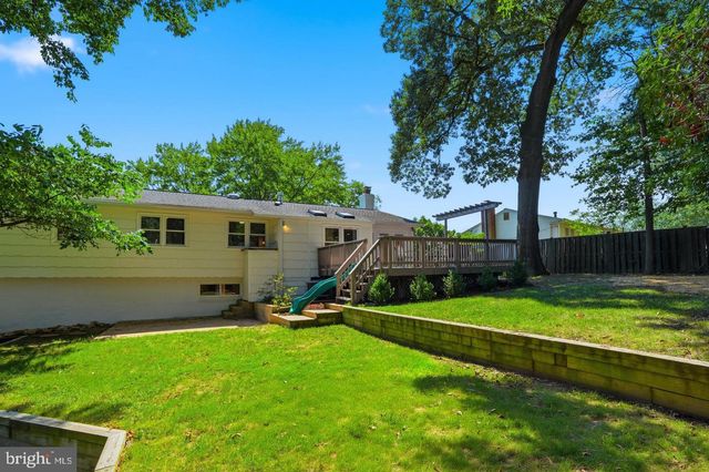 8410 BOUND BROOK LN, Alexandria, VA 22309