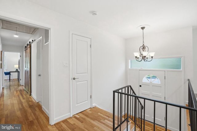 8410 BOUND BROOK LN, Alexandria, VA 22309