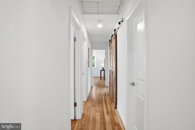 8410 BOUND BROOK LN, Alexandria, VA 22309