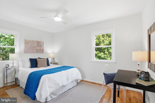 8410 BOUND BROOK LN, Alexandria, VA 22309