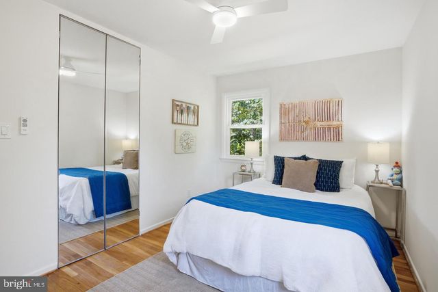8410 BOUND BROOK LN, Alexandria, VA 22309