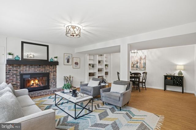 8410 BOUND BROOK LN, Alexandria, VA 22309
