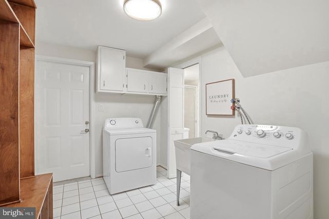 8410 BOUND BROOK LN, Alexandria, VA 22309