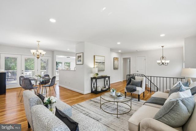 8410 BOUND BROOK LN, Alexandria, VA 22309