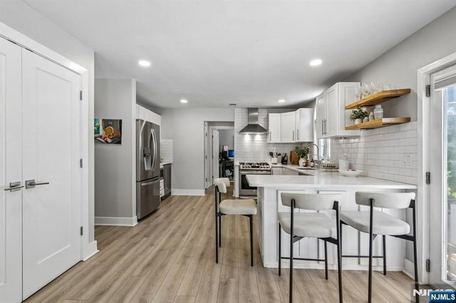 745 Gettysburg Place, Paramus, NJ 07652
