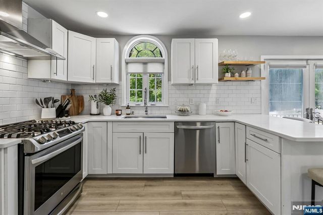 745 Gettysburg Place, Paramus, NJ 07652