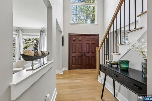 745 Gettysburg Place, Paramus, NJ 07652