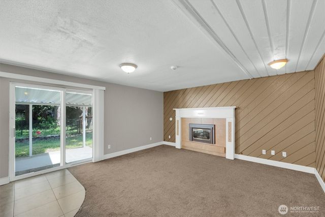 18707 59th Street E, Bonney Lake, WA 98391