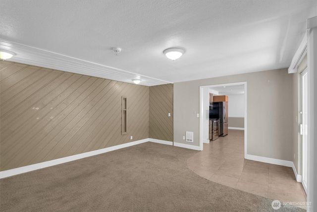 18707 59th Street E, Bonney Lake, WA 98391