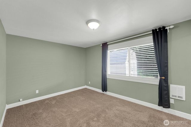 18707 59th Street E, Bonney Lake, WA 98391