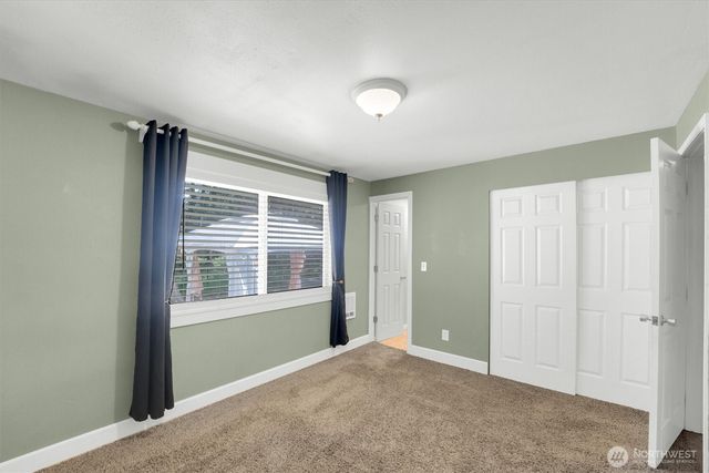 18707 59th Street E, Bonney Lake, WA 98391