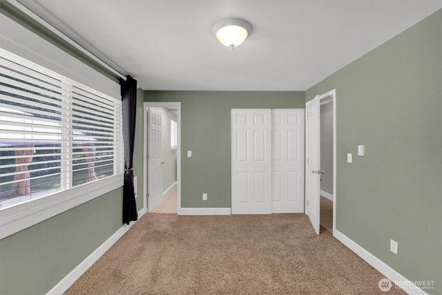 18707 59th Street E, Bonney Lake, WA 98391