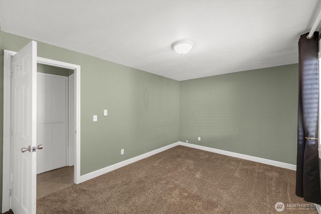 18707 59th Street E, Bonney Lake, WA 98391