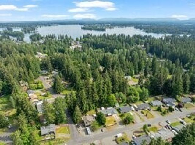 18707 59th Street E, Bonney Lake, WA 98391