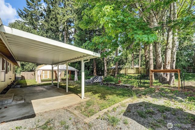 18707 59th Street E, Bonney Lake, WA 98391