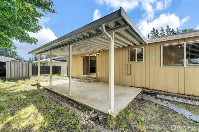 18707 59th Street E, Bonney Lake, WA 98391