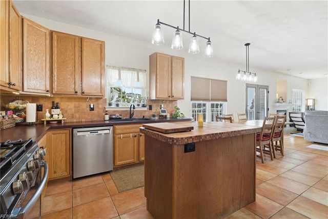 904 Laconia CT, Virginia Beach, VA 23464