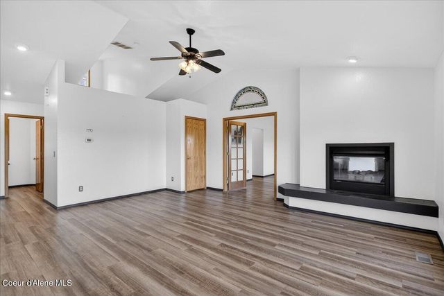 6487 E Hayden Lake RD, Hayden, ID 83835