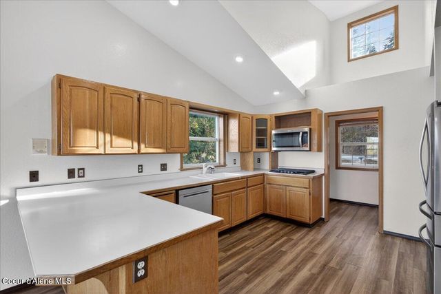 6487 E Hayden Lake RD, Hayden, ID 83835