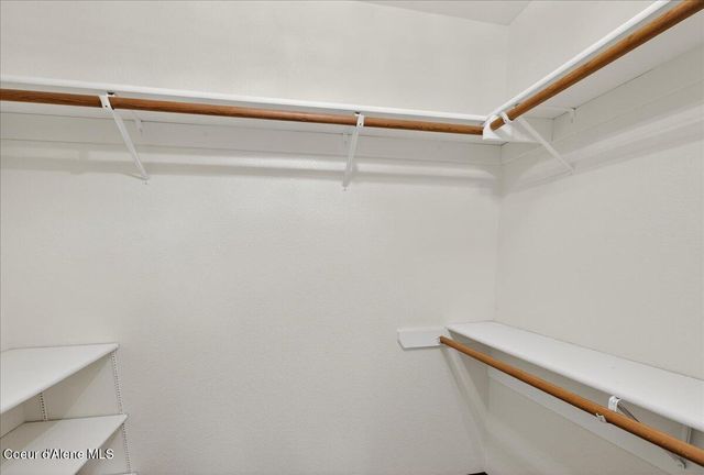 6487 E Hayden Lake RD, Hayden, ID 83835