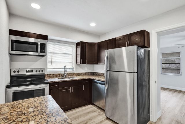 229 NE 26th Court, Pompano Beach, FL 33064