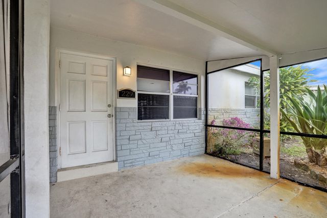 229 NE 26th Court, Pompano Beach, FL 33064