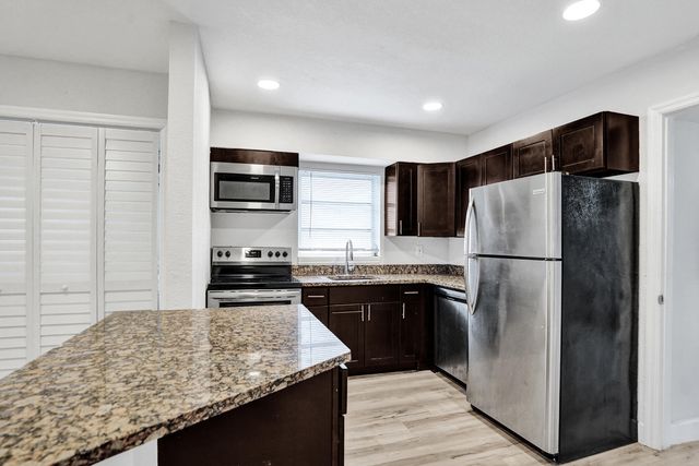 229 NE 26th Court, Pompano Beach, FL 33064