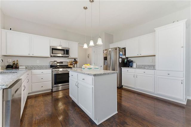 2730 Spindletop Lane NW, Kennesaw, GA 30144