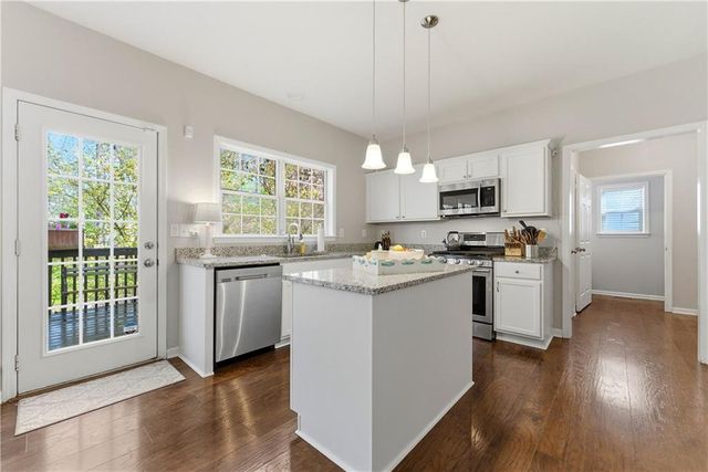 2730 Spindletop Lane NW, Kennesaw, GA 30144