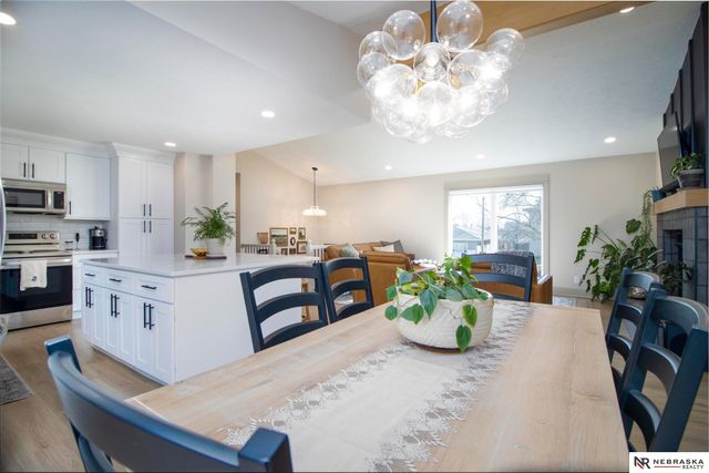 306 S Polk Street, Papillion, NE 68046