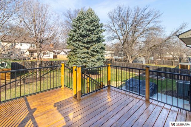 306 S Polk Street, Papillion, NE 68046